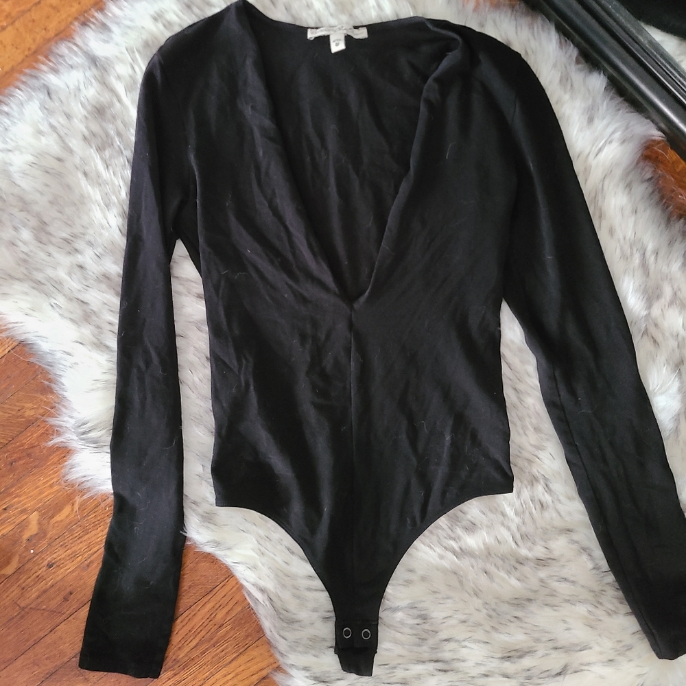 XS Express deep V long sleeve bodysuit